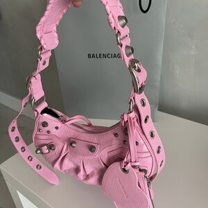 BALENCIAGA  LE CAGOLE XS SHOULDER BAG IN PINK